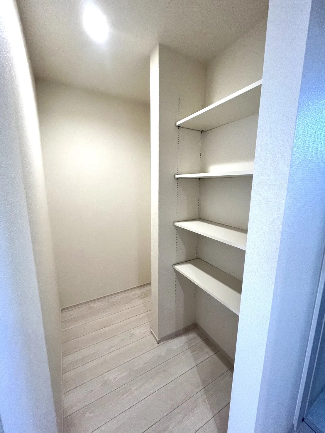 ☆1号棟　パントリー☆