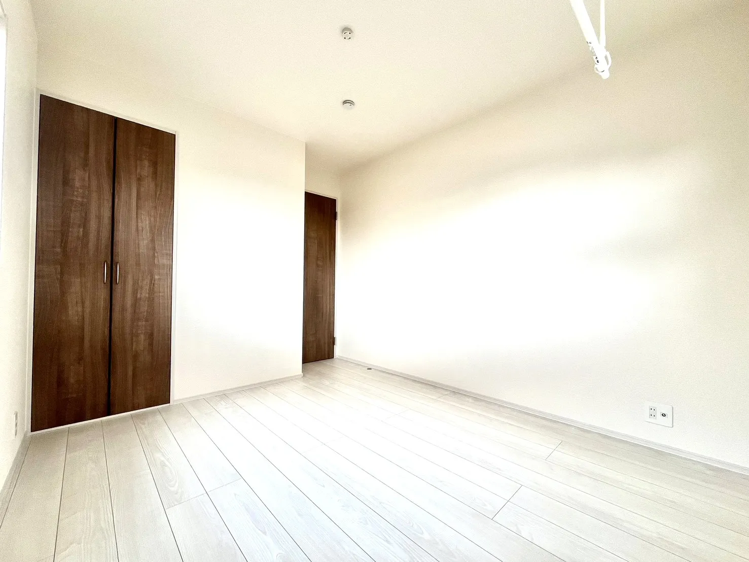 ☆1号棟　洋室5.25畳☆