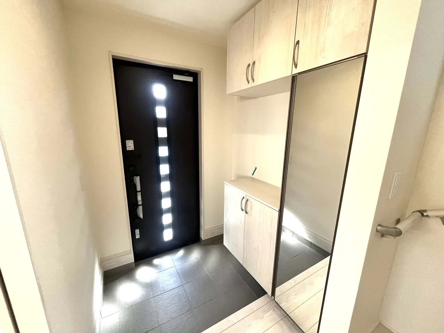 ☆2号棟　玄関☆