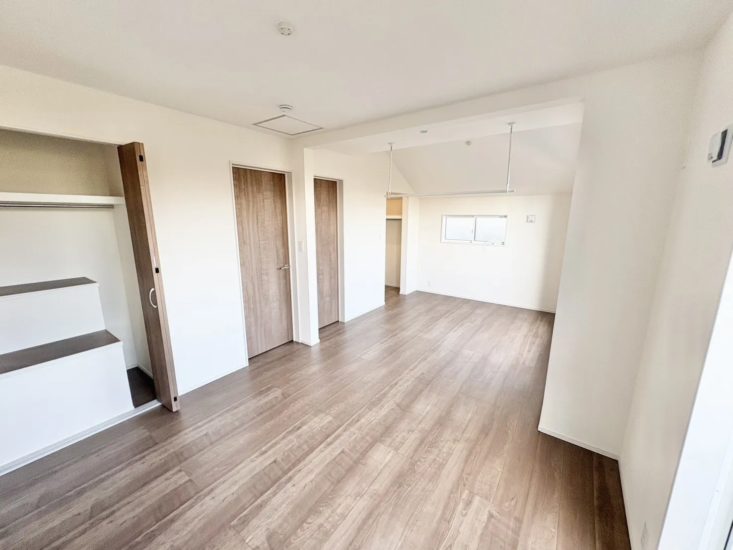 ☆1号棟　可変型間取り(5.25畳+5.25畳)☆