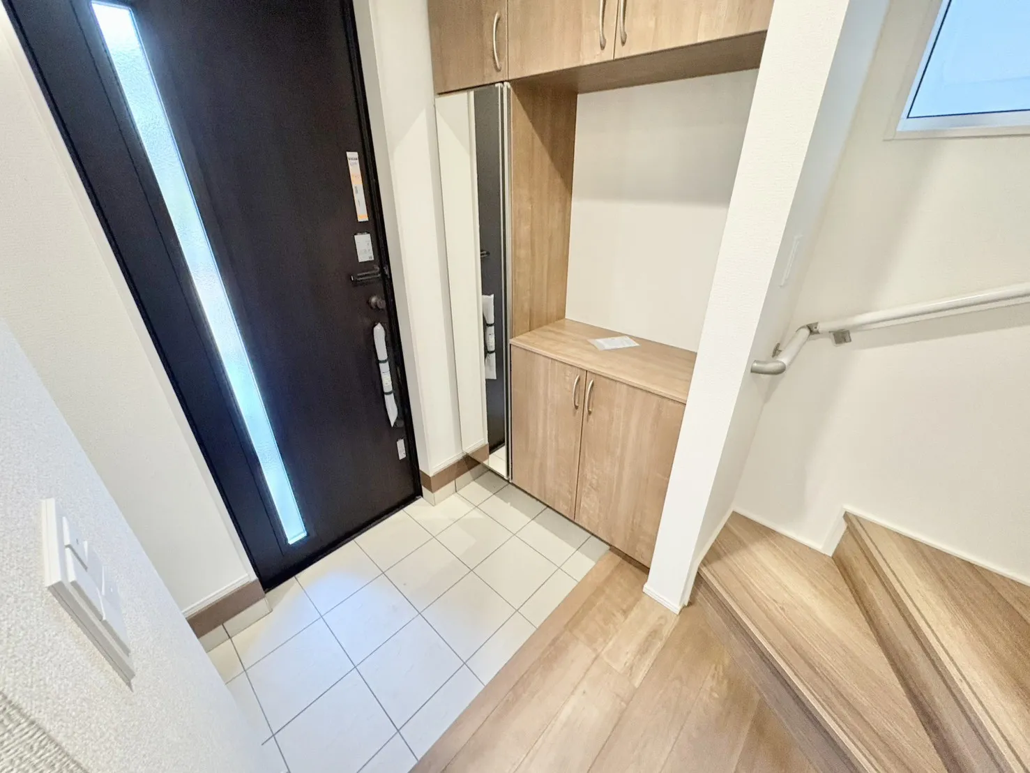 ☆1号棟　玄関☆