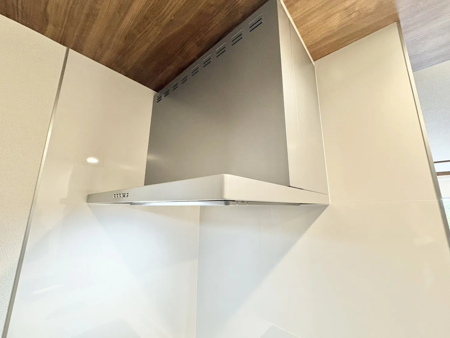 ☆1号棟　薄型レンジフード☆