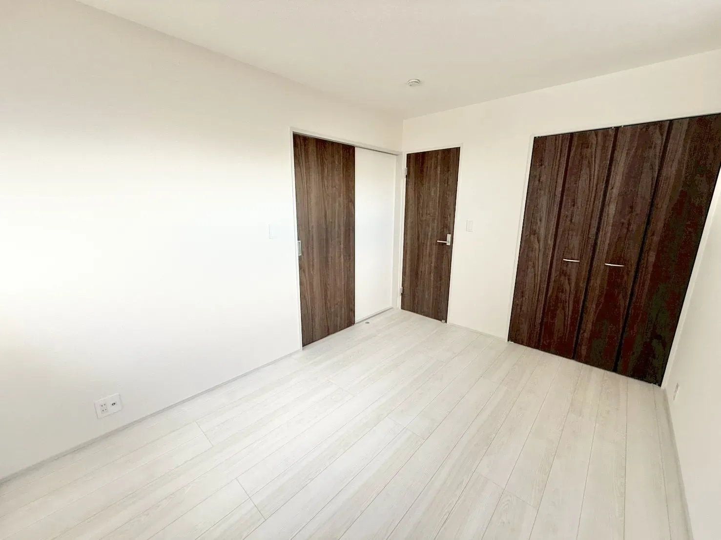 【洋室6.0帖 | 2号棟】