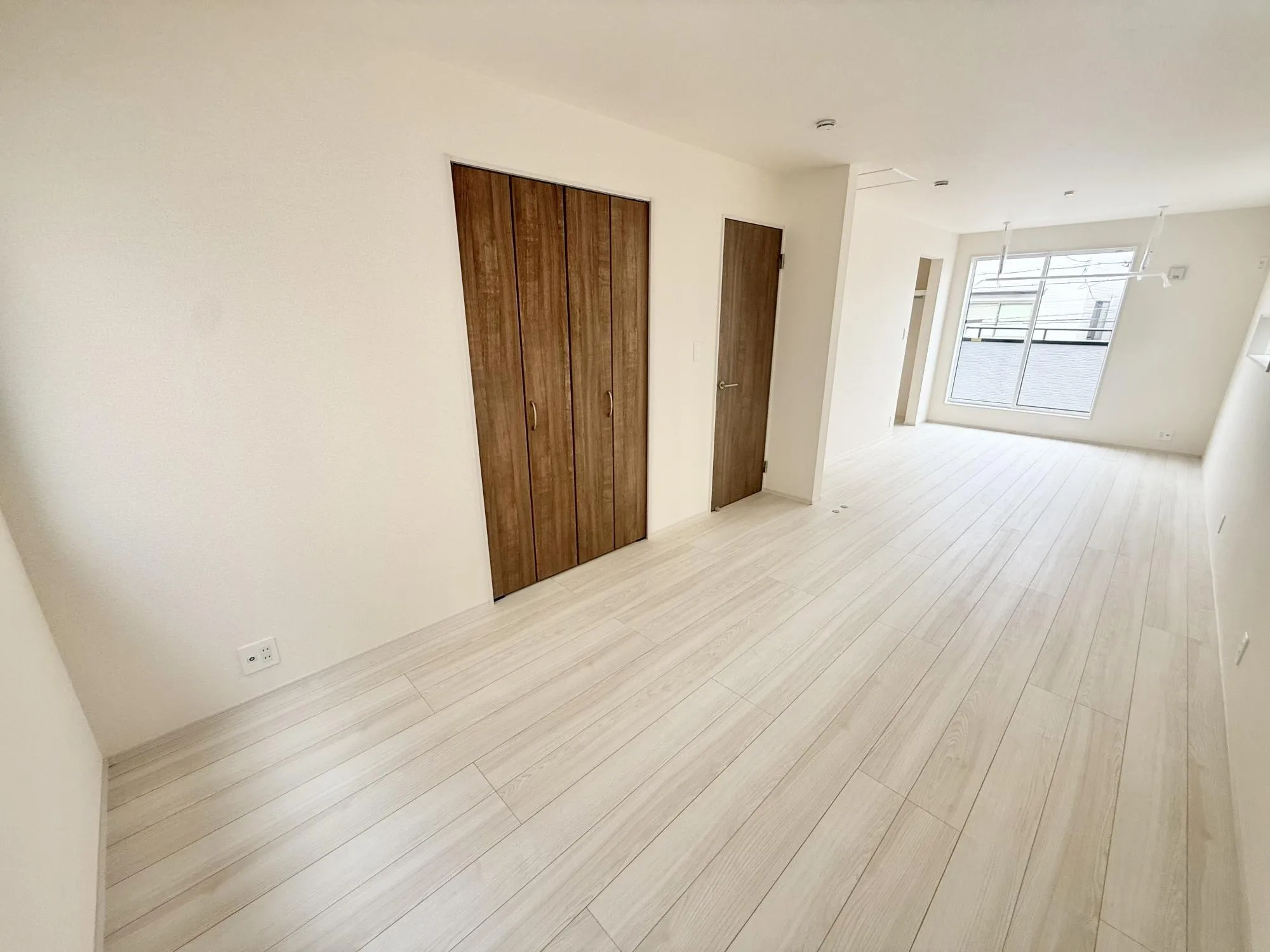 【洋室A 6.75帖+洋室B 6.75帖 】