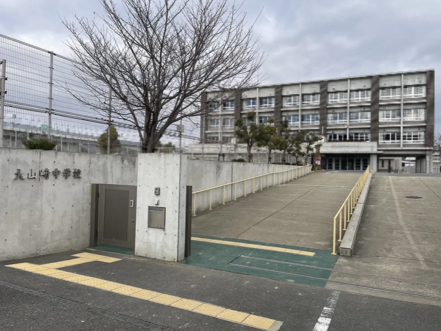 大山崎町立大山崎中学校