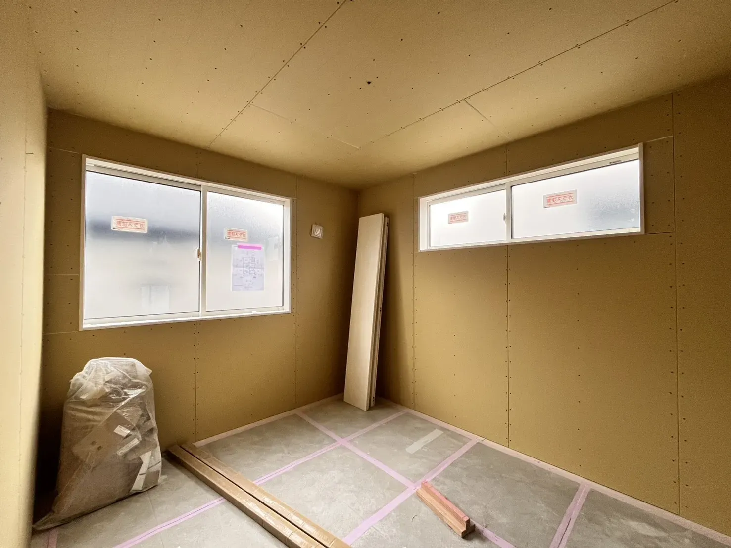 【2号棟】洋室5.25帖(2026年2月14日撮影)