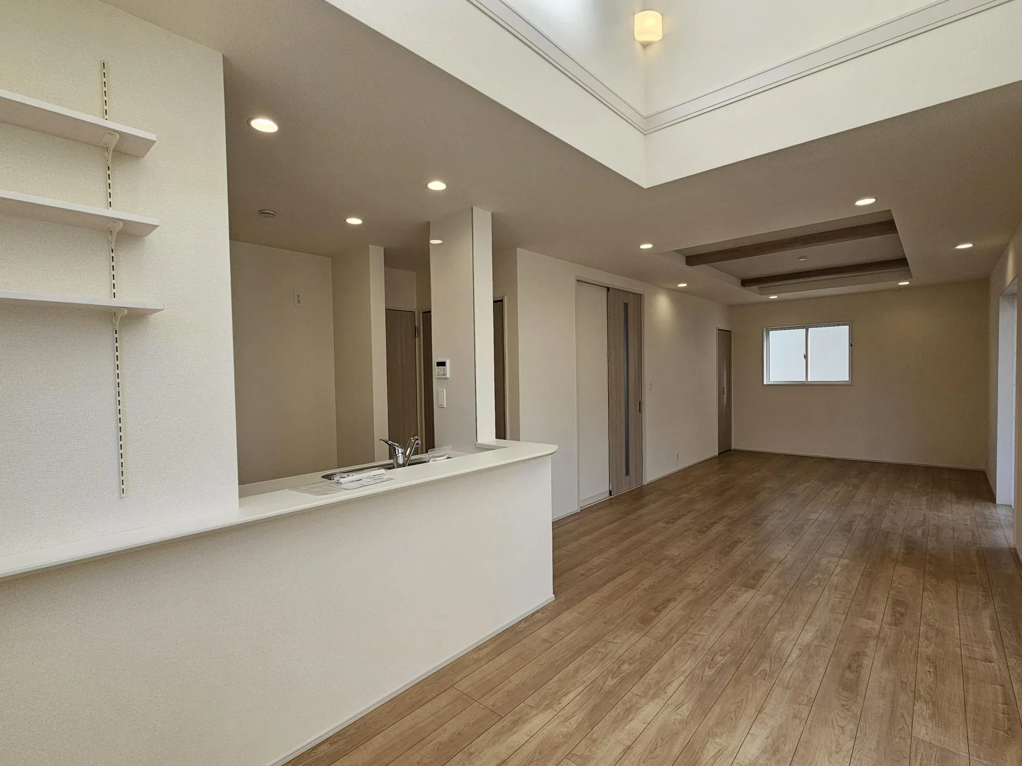 2号棟　LDK(20.5帖)