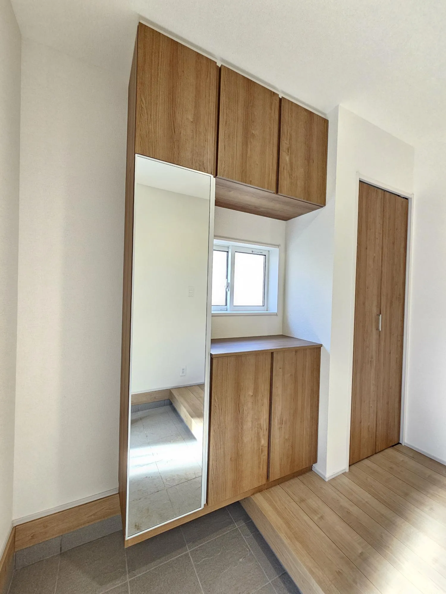 6号棟　シューズボックス