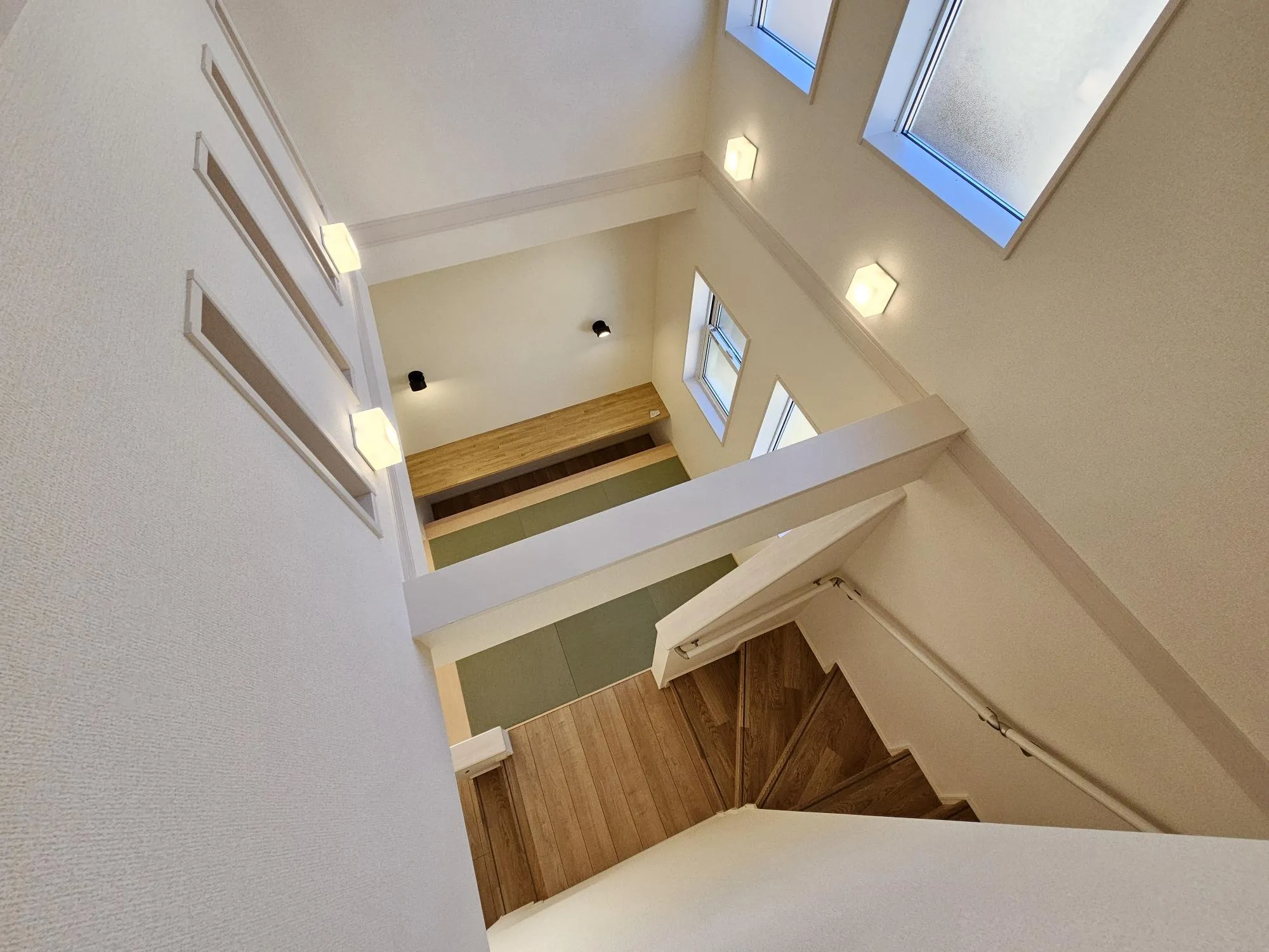 6号棟　吹き抜け