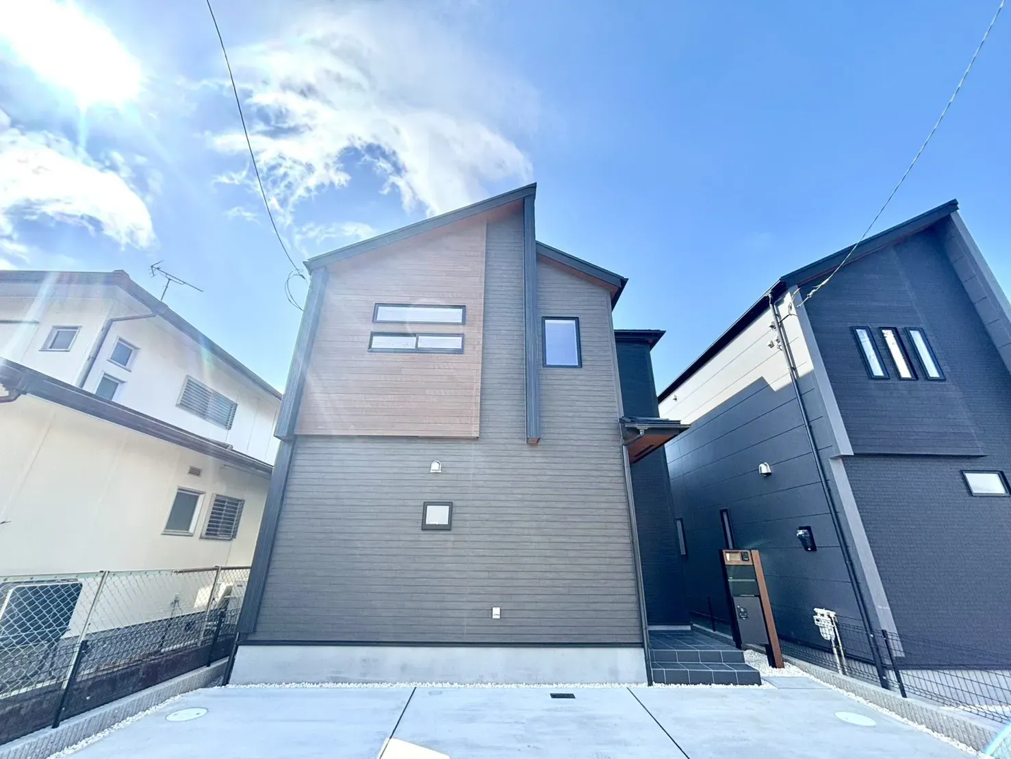 ②号棟外観写真