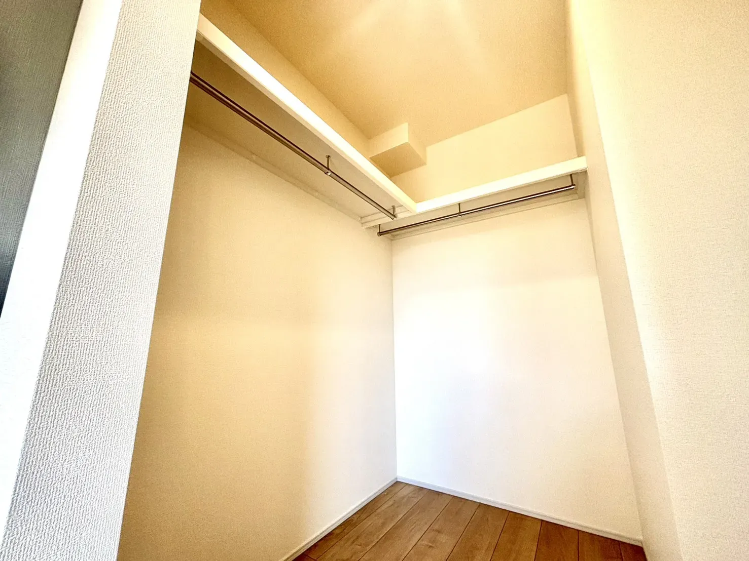 ②号棟ウォークインクローゼット