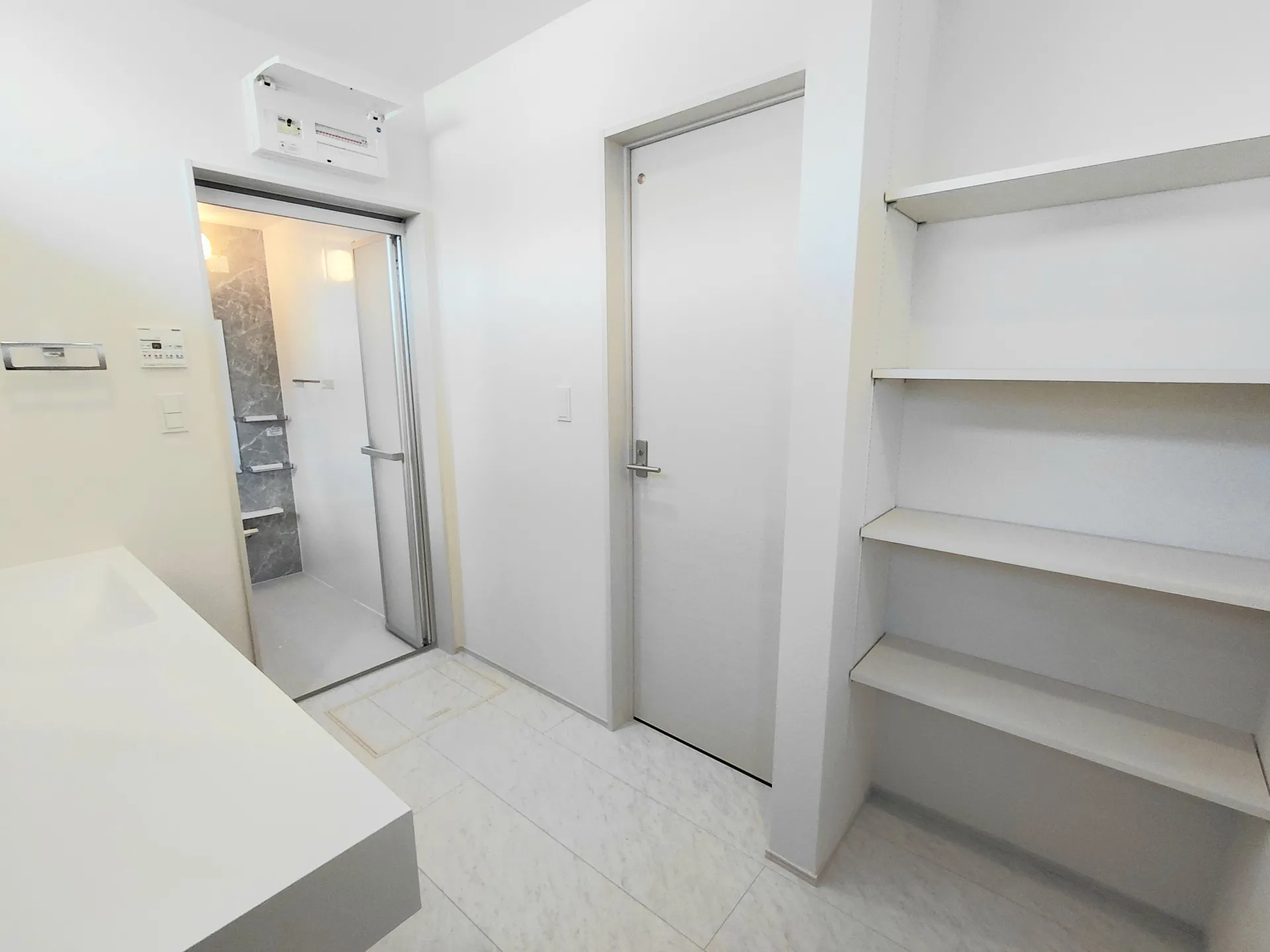 1号棟　洗面所②