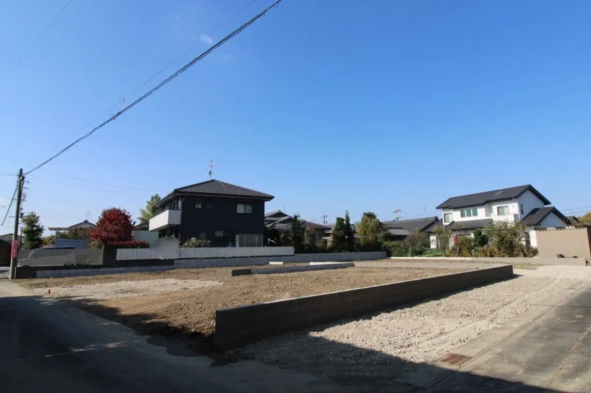 11月14日撮影　更地(南東から撮影)