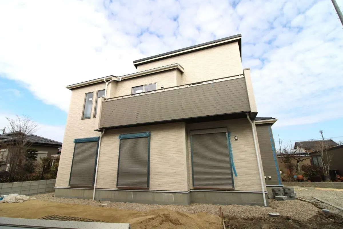 2月15日　南東から撮影(1号棟)