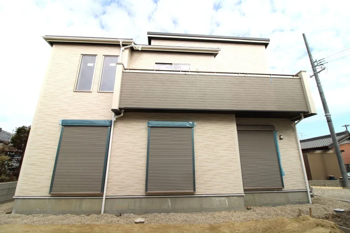 2月15日　南から撮影(1号棟)