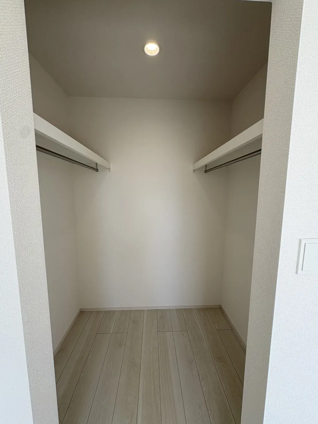 3月1日　ウォークインクローゼット