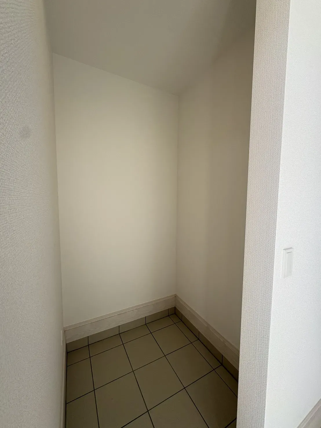 3月1日　土間収納