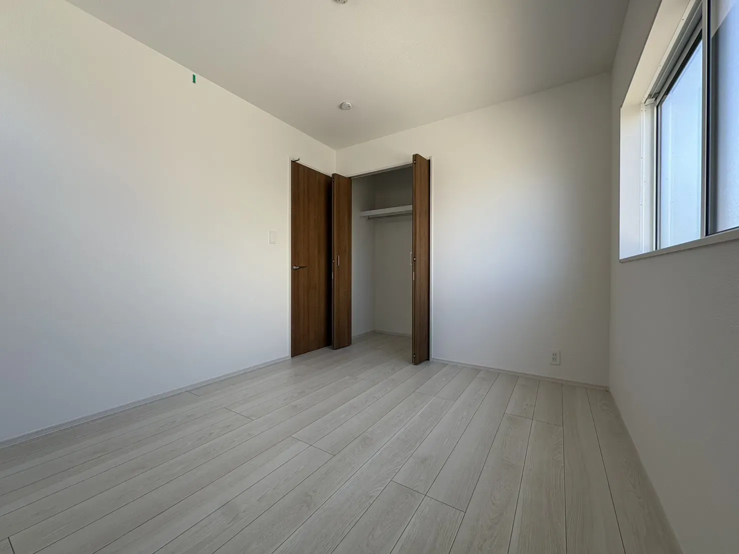 3月1日　洋室(5.25帖)