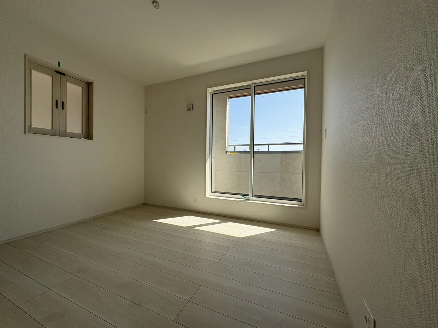 3月1日　洋室(5.25帖)