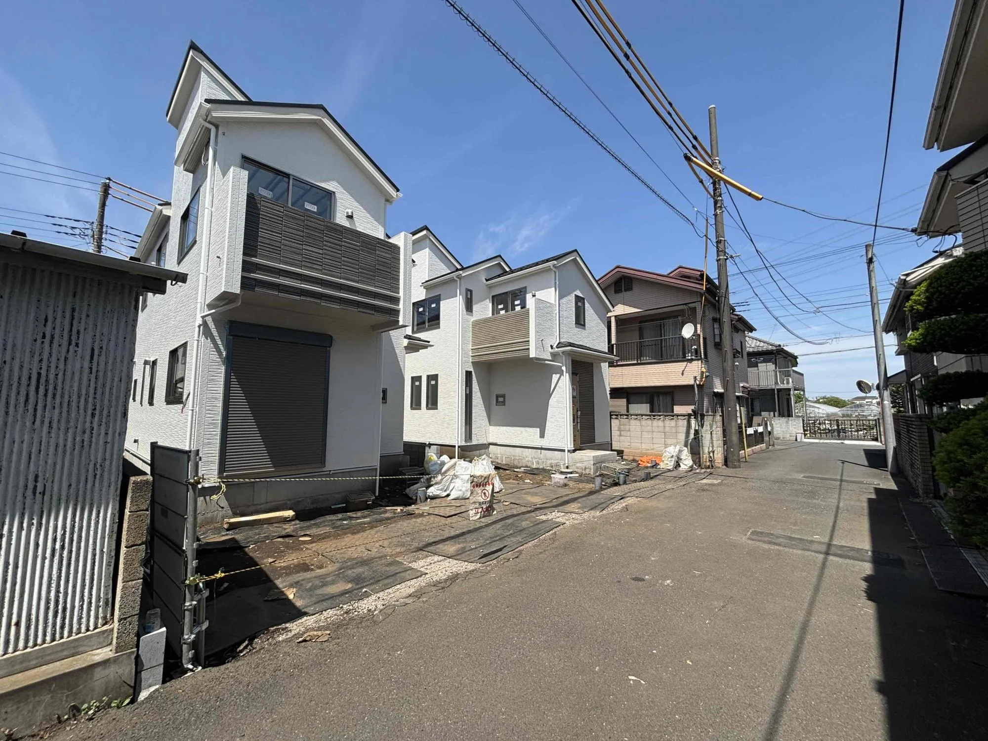 東側道路　外観写真①(2026年4月19日撮影)