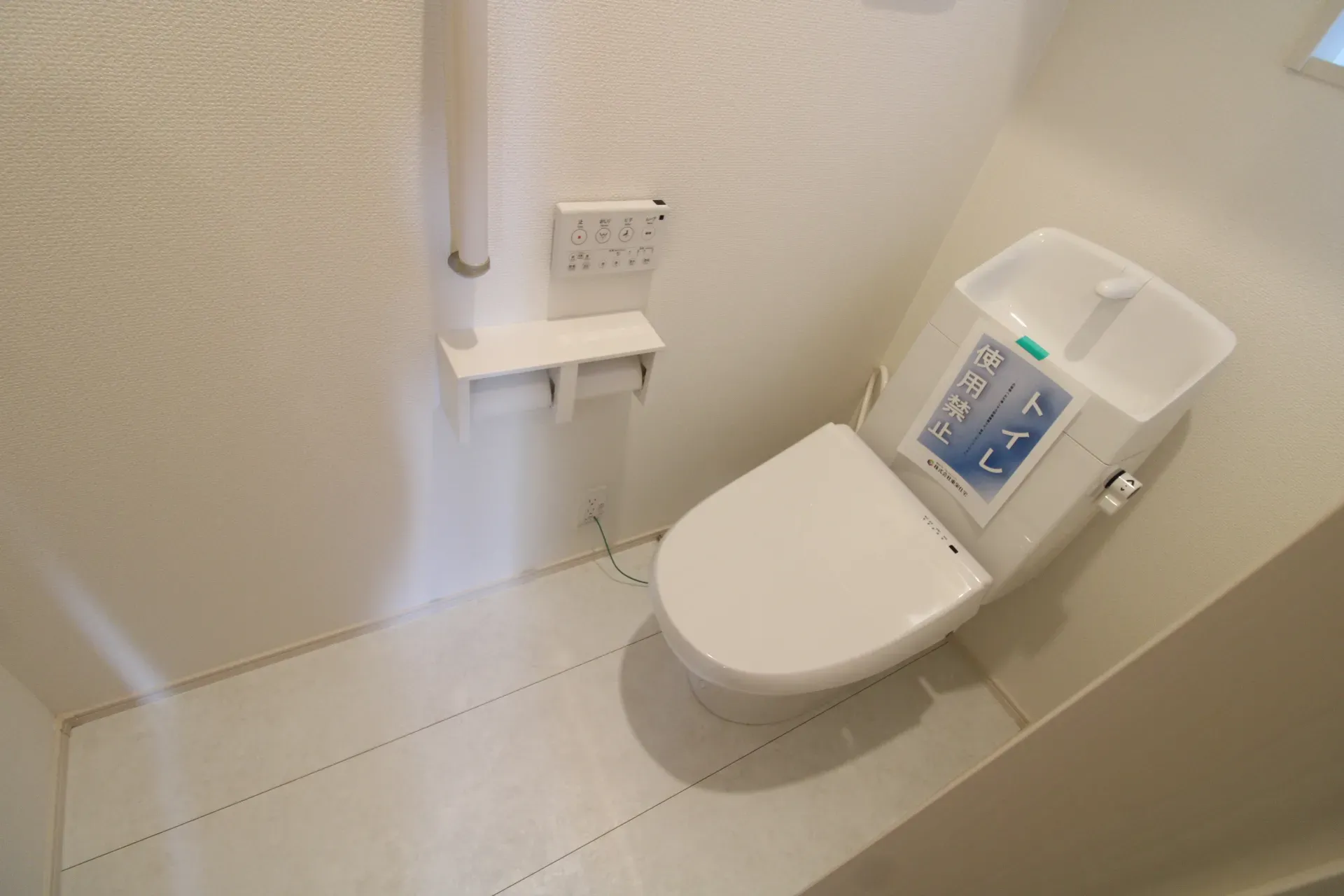 1階トイレ