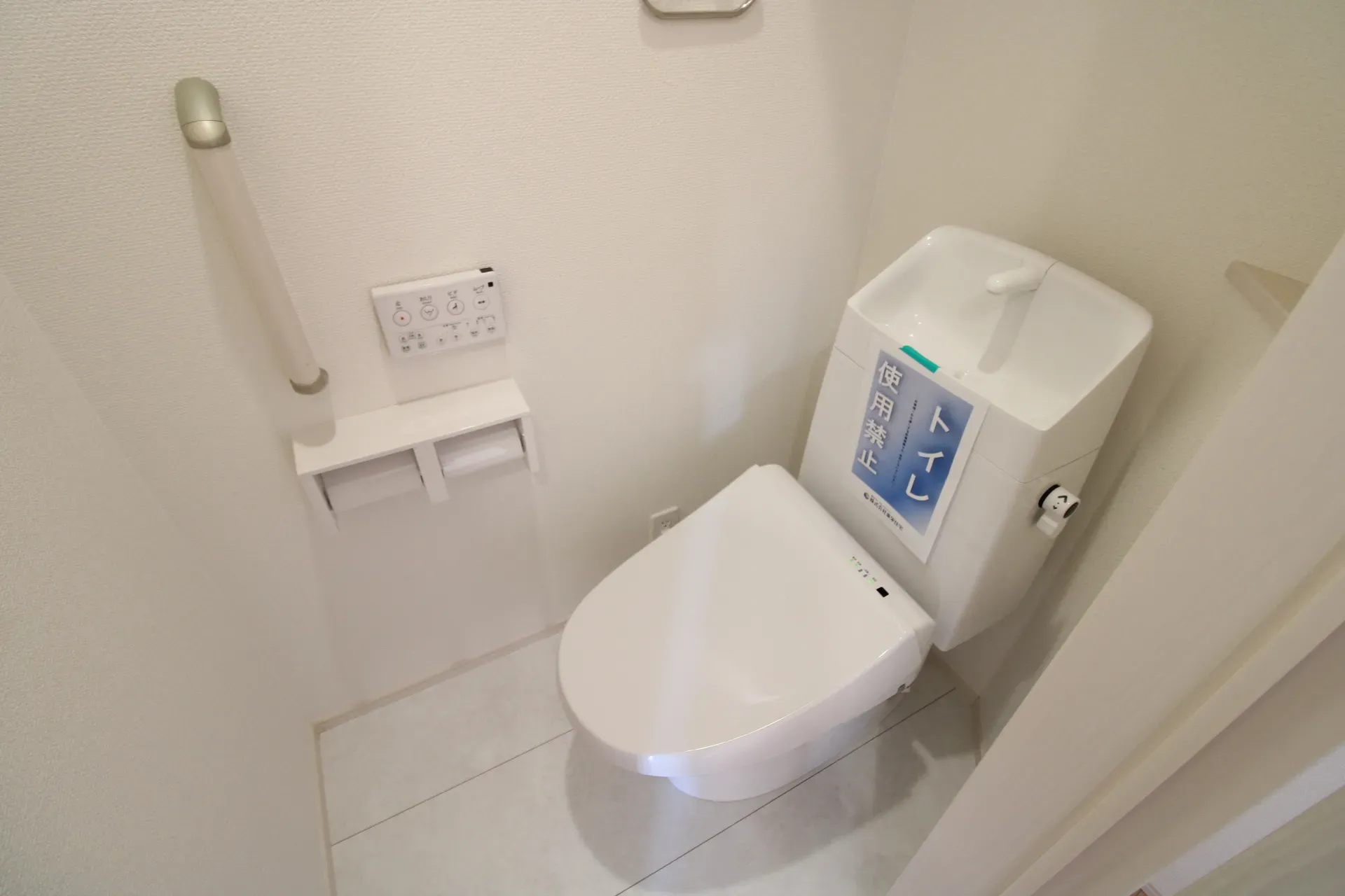 2階トイレ
