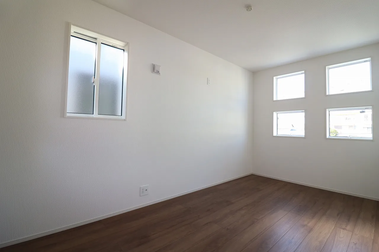 ②号棟　洋室(5.80帖)