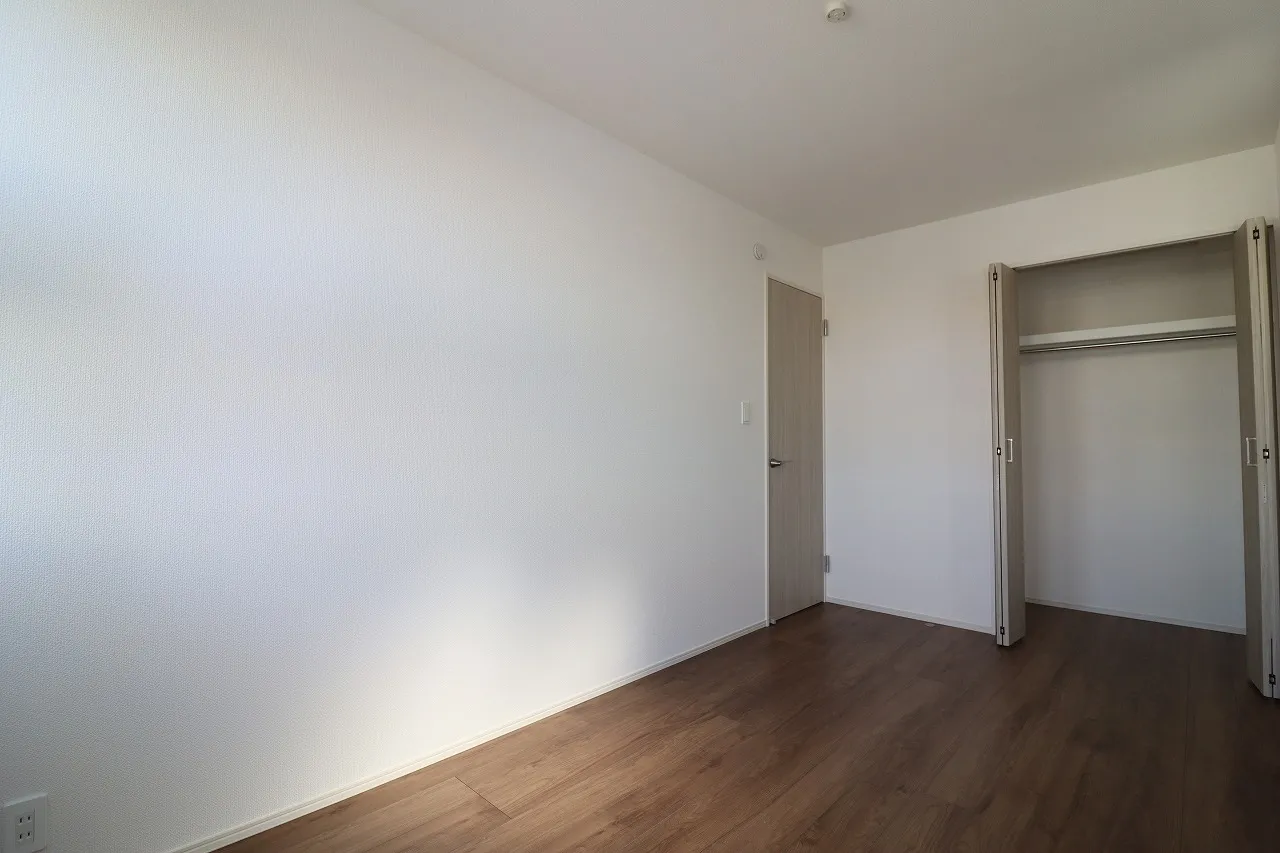 ②号棟　洋室(5.80帖)