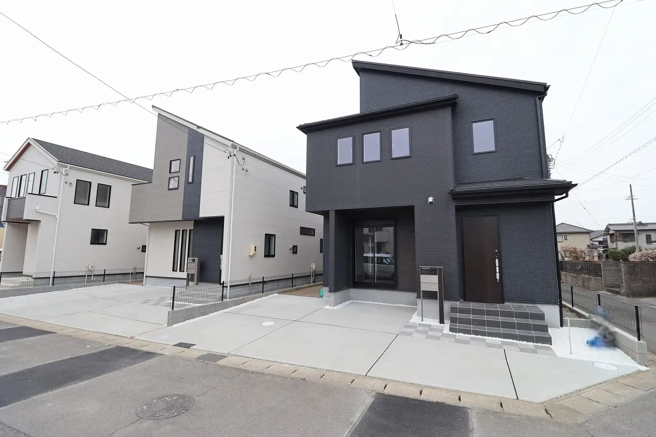 ①②号棟　外観写真