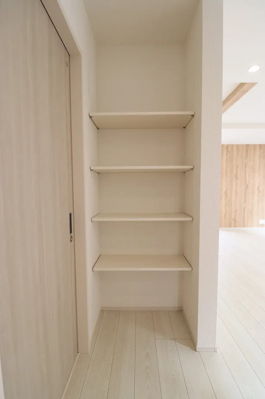 ②号棟　パントリー