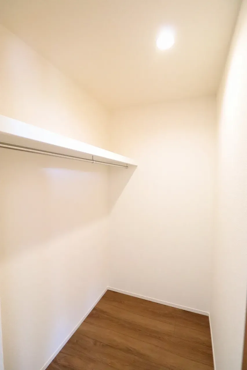 【ウォークインクローゼット】