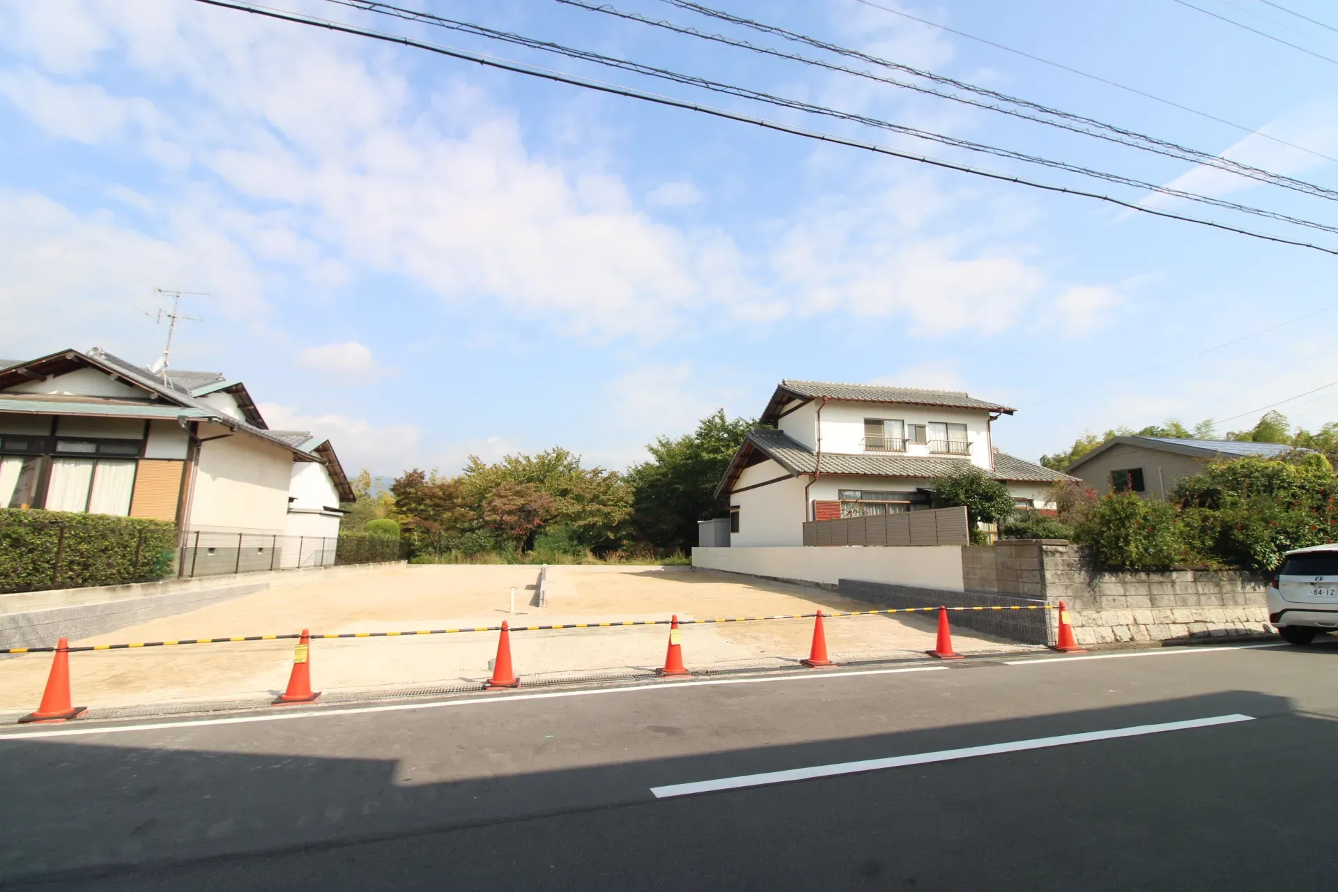 前面道路から見た宅地