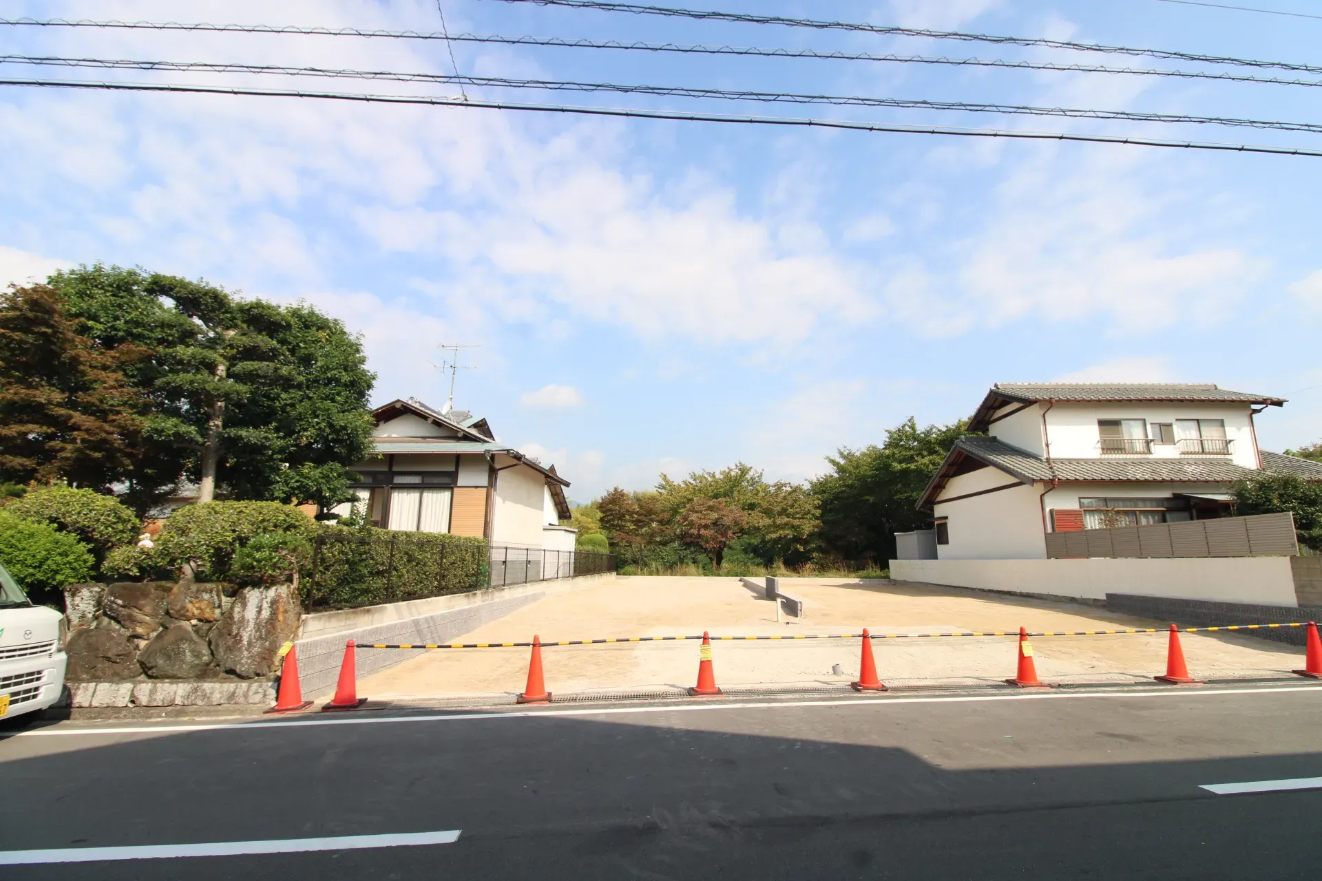 前面道路から見た宅地