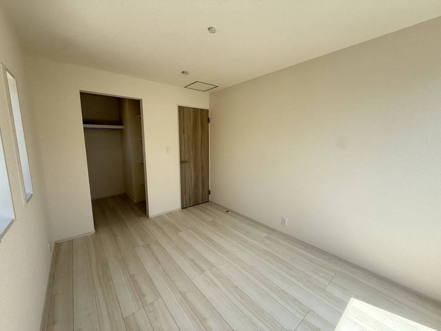 【①号棟6.0帖洋室】