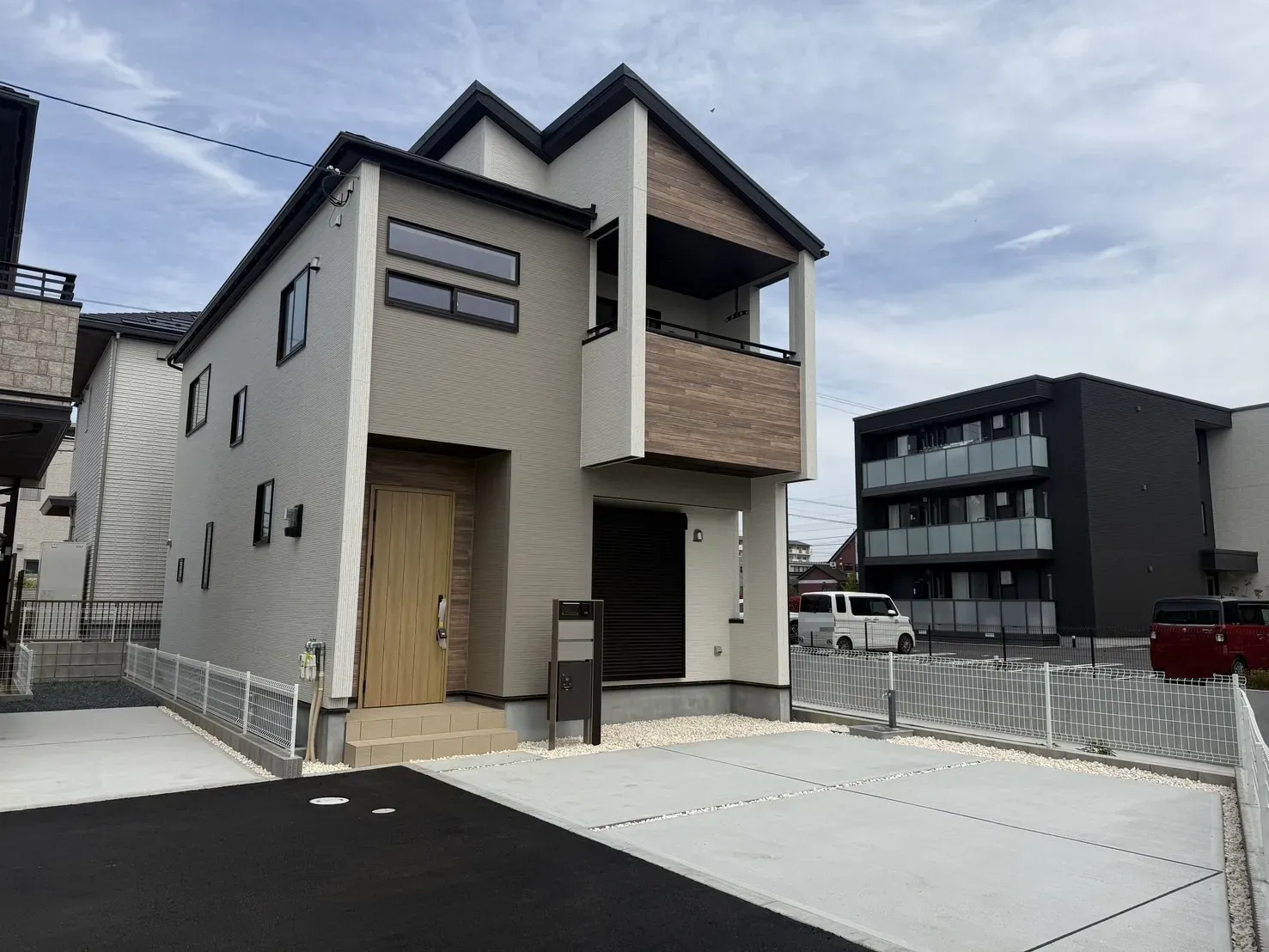 【②号棟外観】2026.4.17撮影