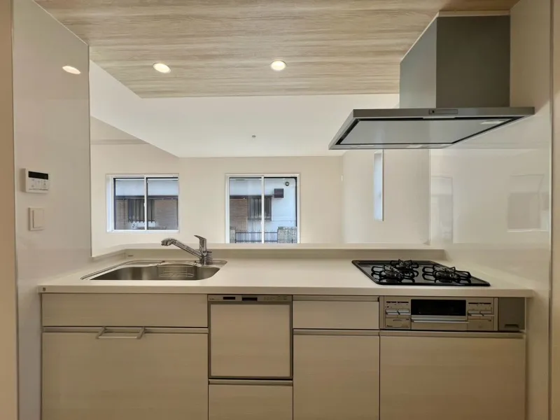 ゆとりのあるキッチンは料理が捗ります。