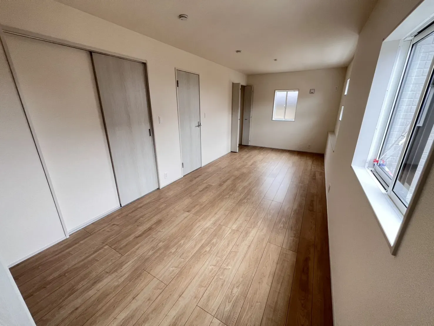 【6.0帖×5.25帖寝室】