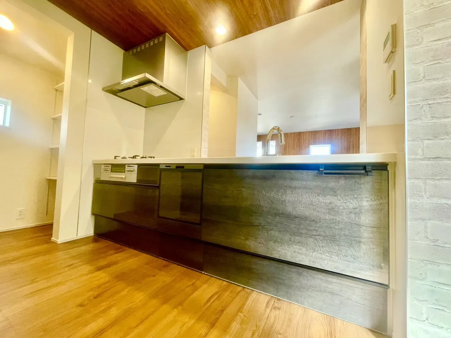 1号棟「スタイリッシュなシステムキッチン」