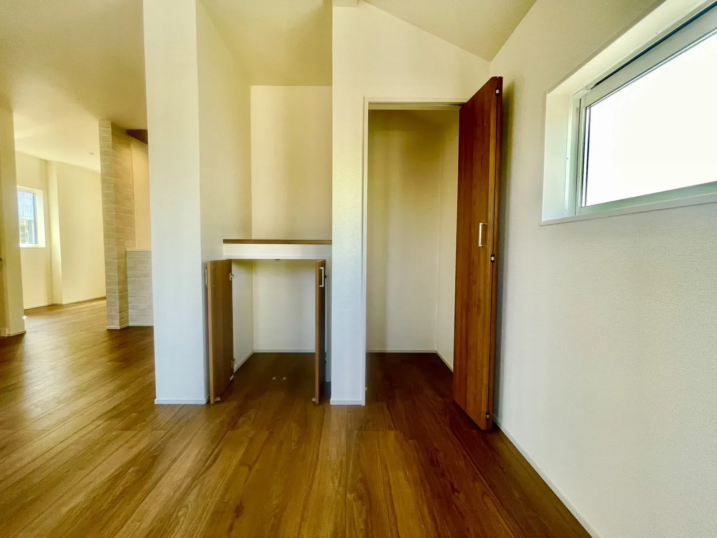 1号棟「あると嬉しいリビング収納」