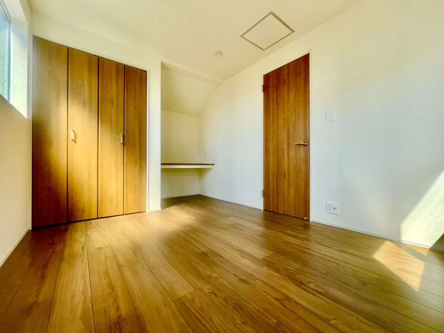 1号棟「カウンター付きの多目的空間」