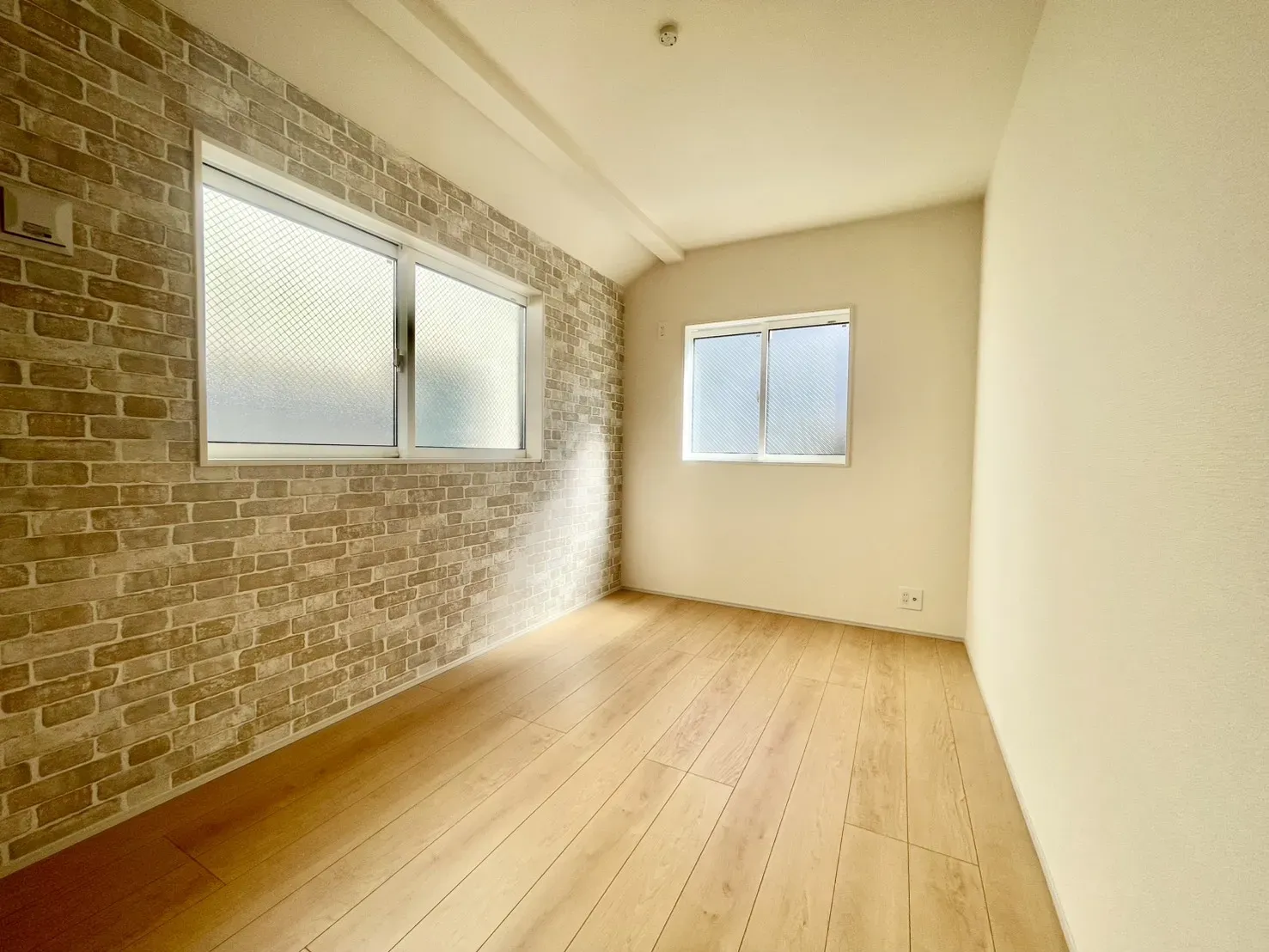 2号棟:洋室(5.0J)