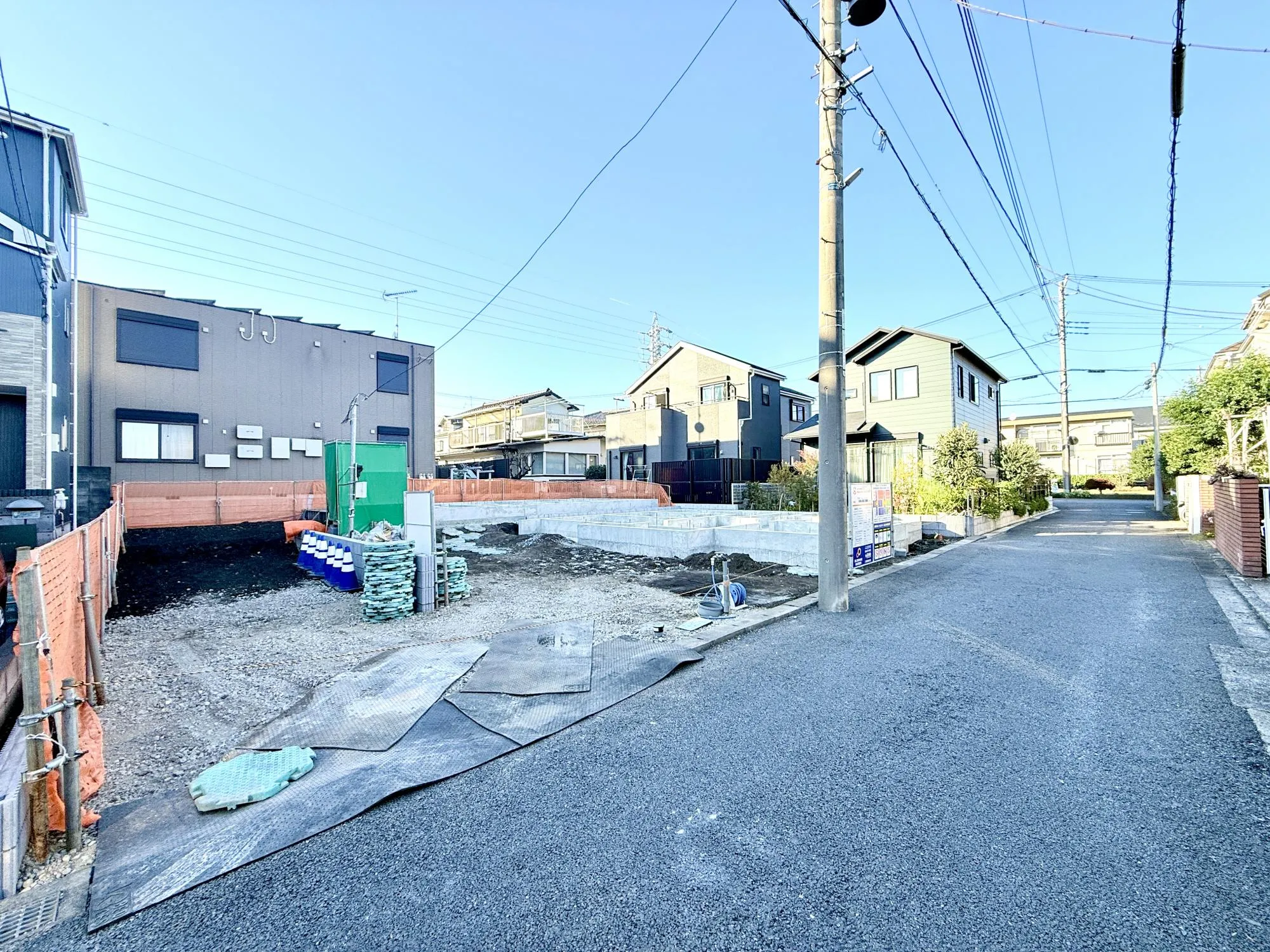 前面道路含む現地写真