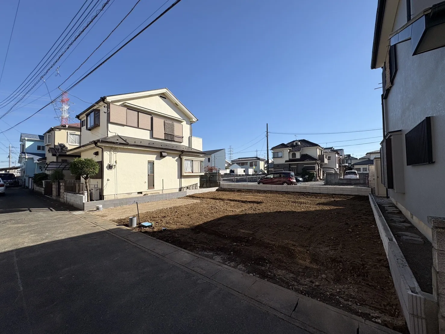 【販売現地】太陽光パネル標準装備♪