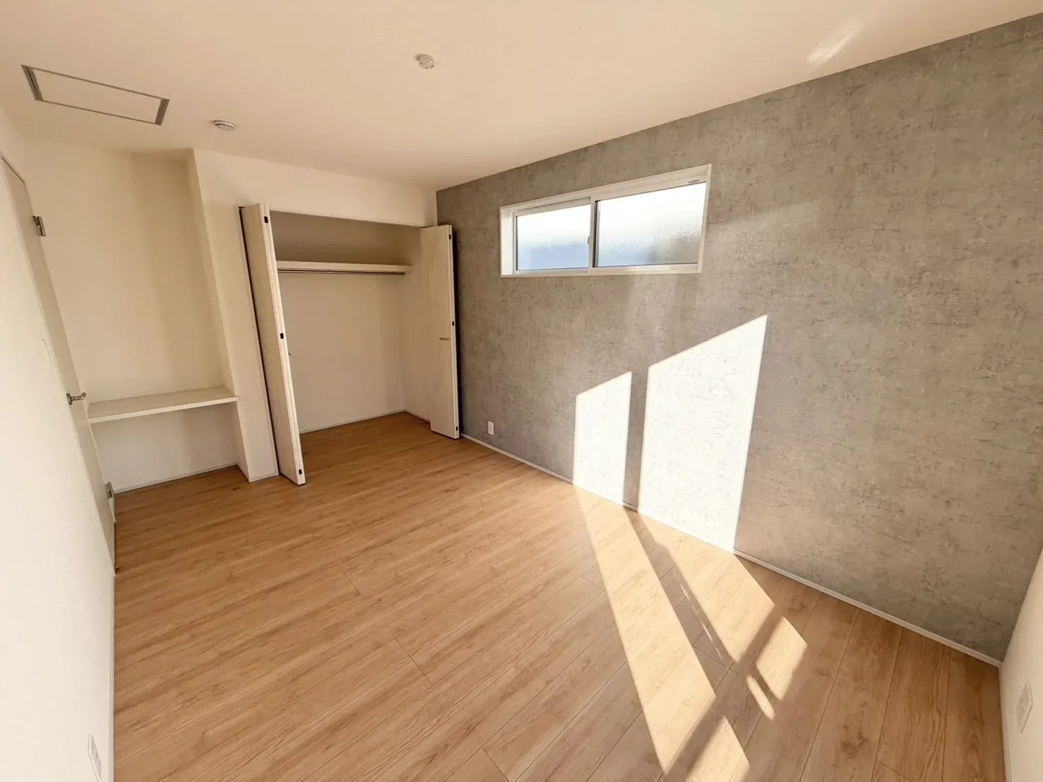 【3号棟　主寝室】