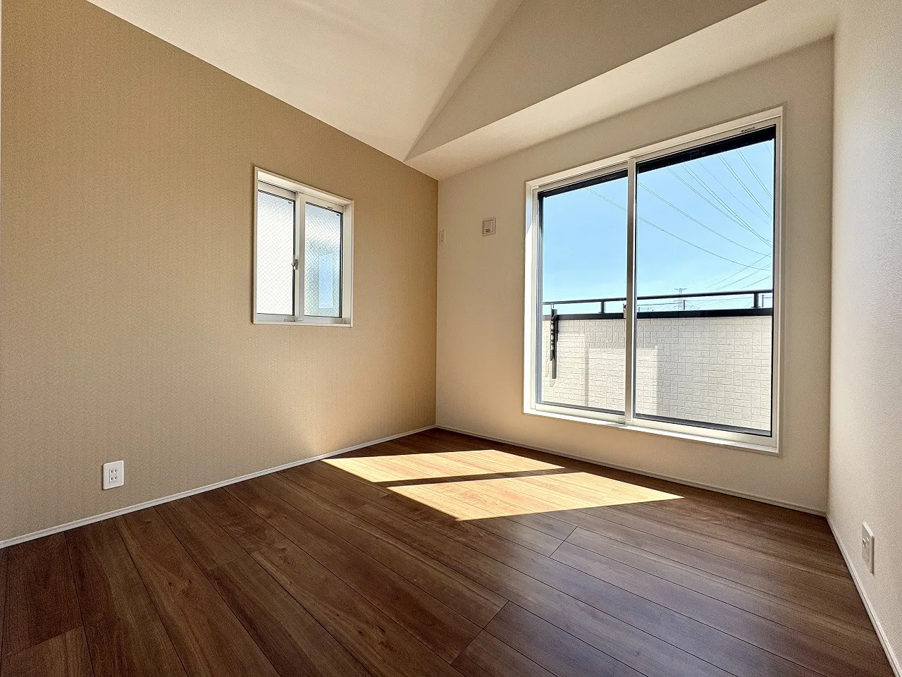 【2号棟/洋室(4.5帖)】