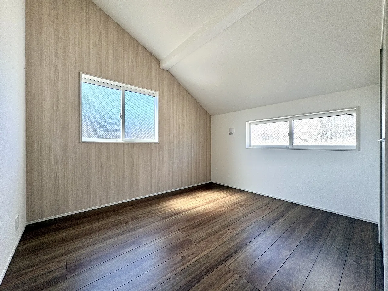 【2号棟/洋室(5.25帖)】