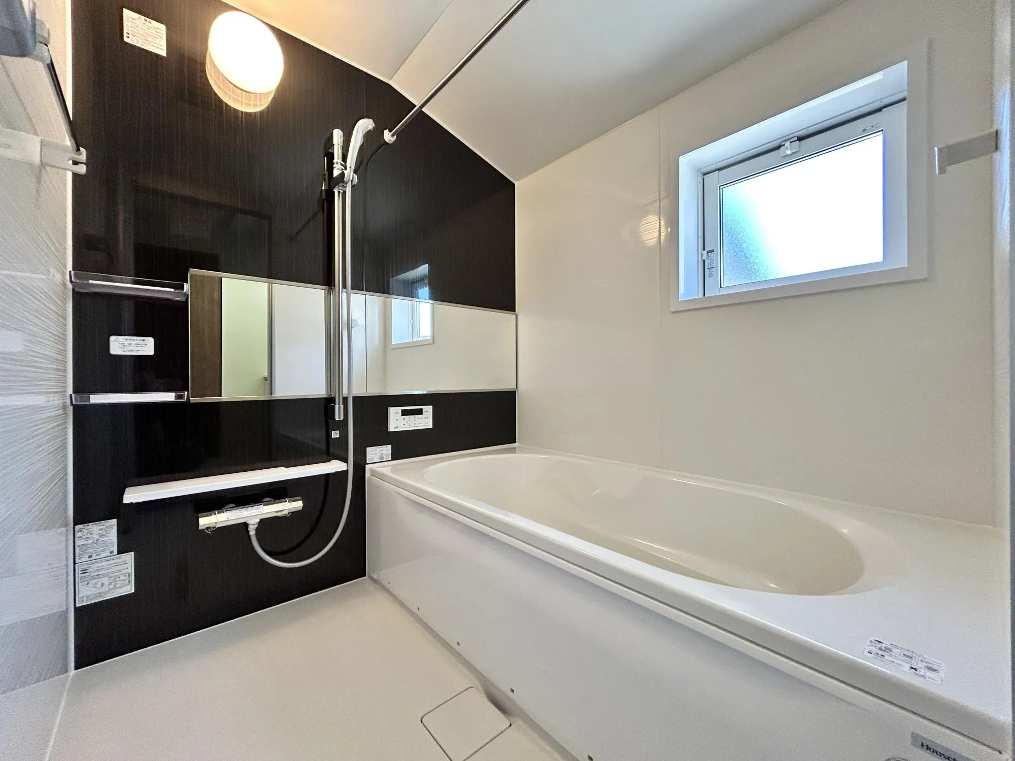 【浴室(3号棟)/※同仕様参考】