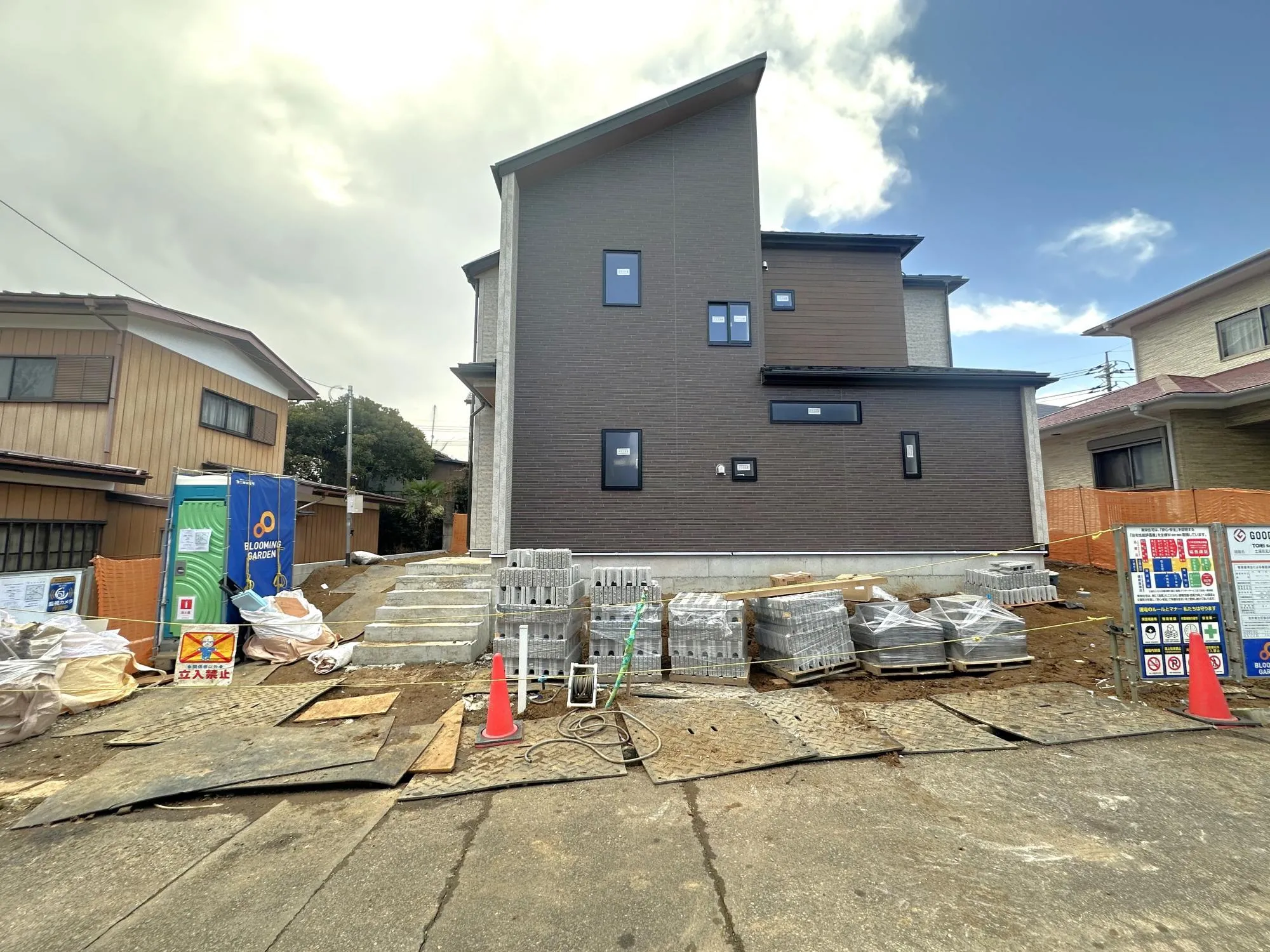 足場外れました