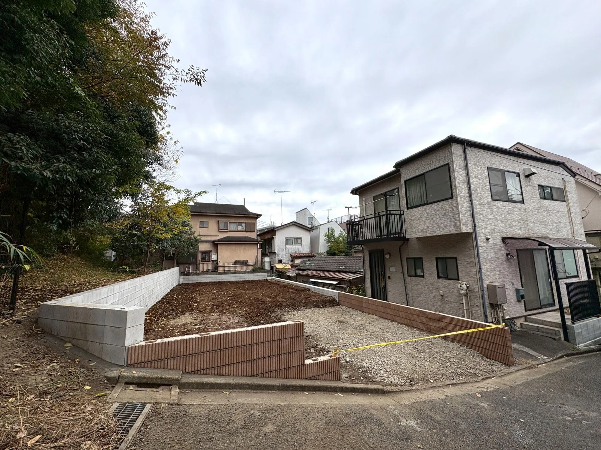 現地外観写真(2025.11月撮影)