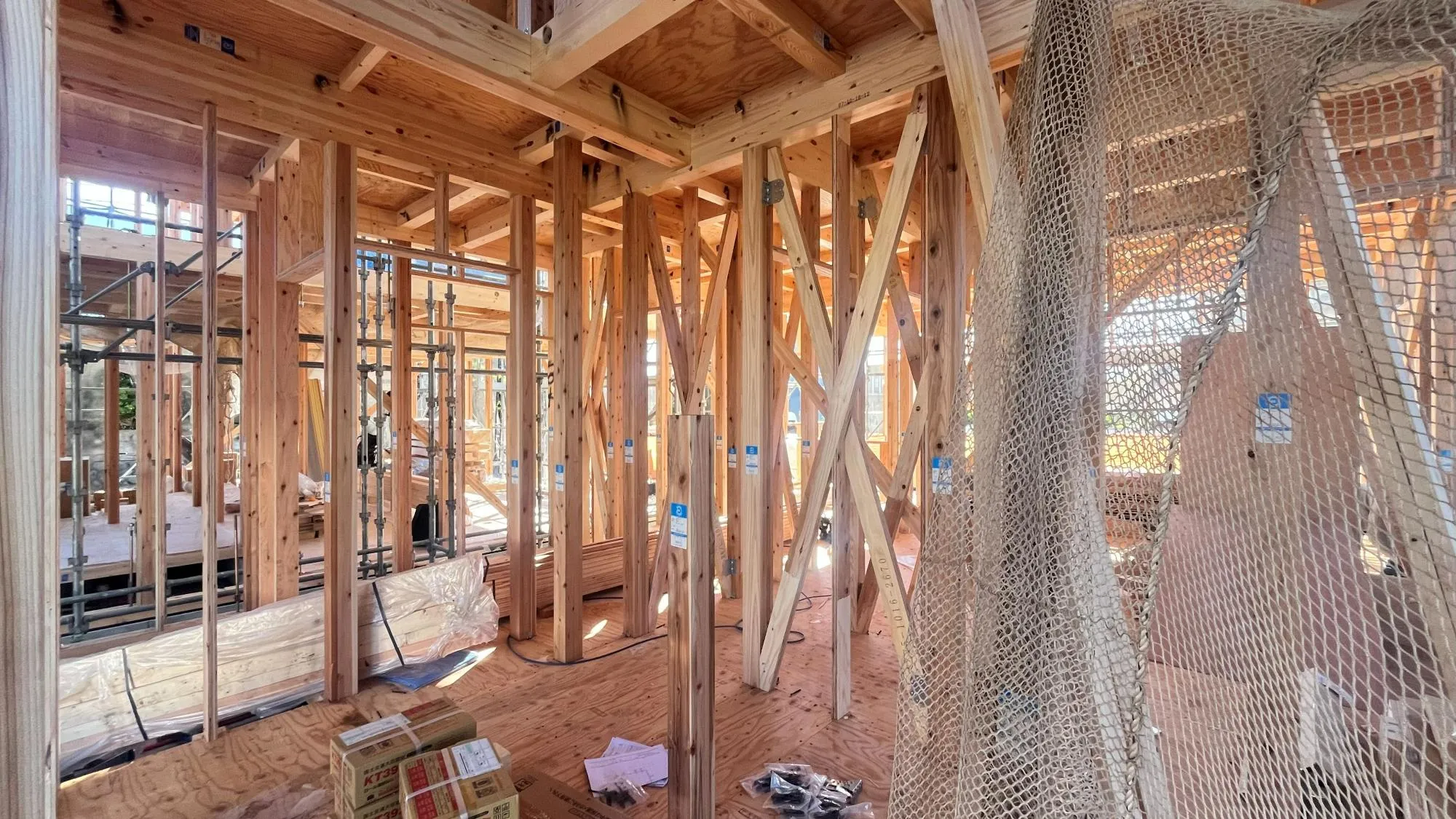 建築途中の現地内観